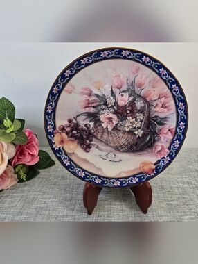 Parrot Tulips Sixth Issue Lena Liu's Basket Bouquets Collectors Plate‎ 1992